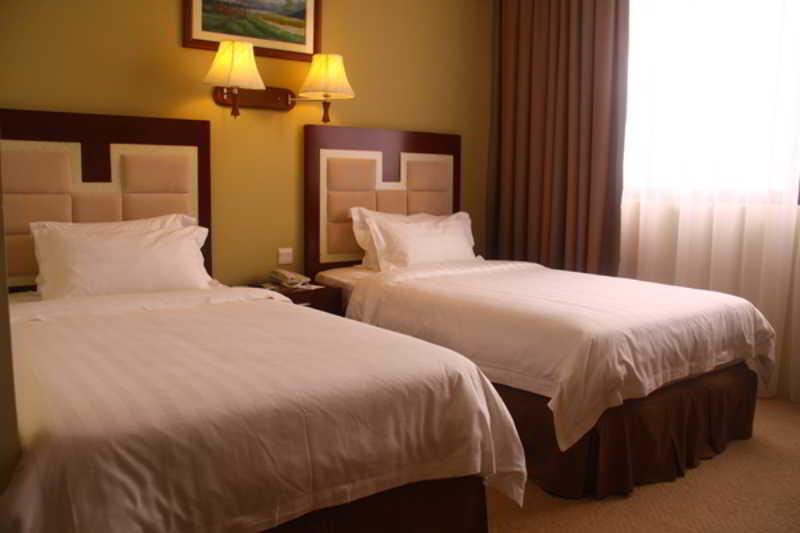 Hotel Gaya Centre 3*